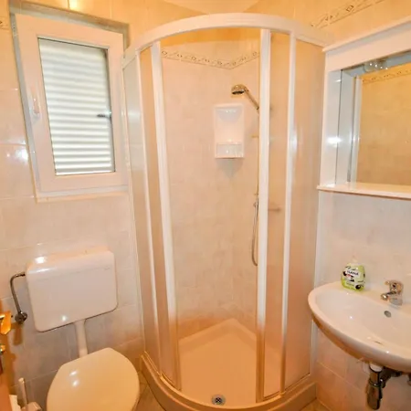Fuer 2 Personen 35 M2 In Novigrad- Istrien By Interhome *